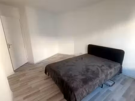à louer – charmant t2 de 45 m² à vaulx-en-velin
