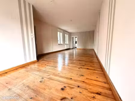 maison 7 pièces 137 m²