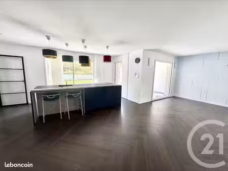 maison 4 pièces 111 m²