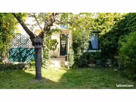 montluçon maison de ville.....garage...jardin