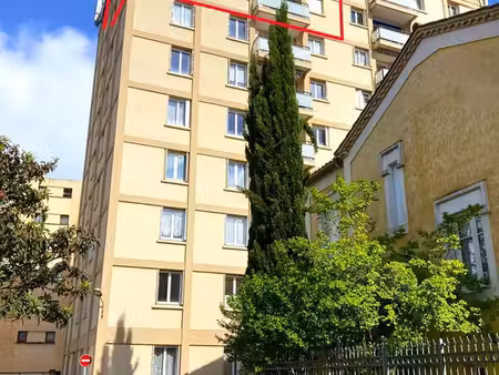 centre-ville de cahors appartement 65 m² avec parking - ascenceur - balcon vue panoramique