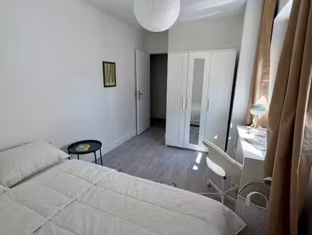 chambre meublée rénovée