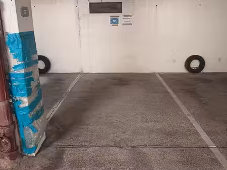 emplacement parking à louer