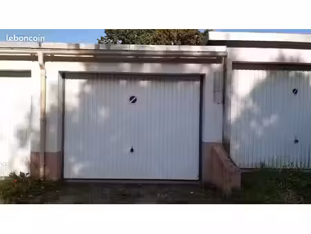 garage à louer