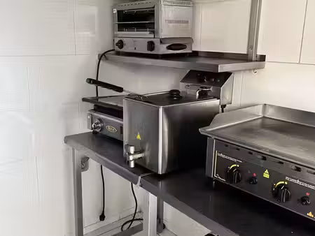 ◊ local commercial équipé restauration rapide – trélazé