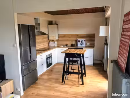 une chambre disponible dans grand t6 proche gare