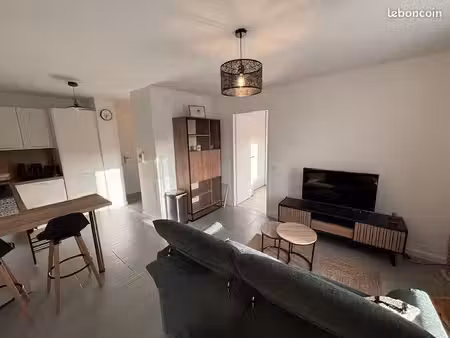 appartement t2 avec loggia orienté ouest dans résidence 2024