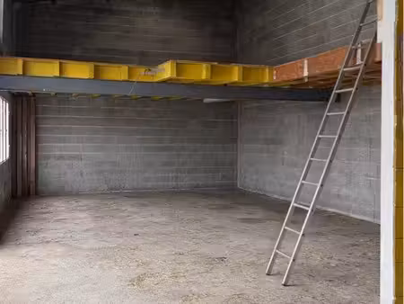 local de 90 m2 à louer à malay le petit