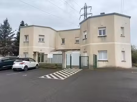 local d'activités à louer