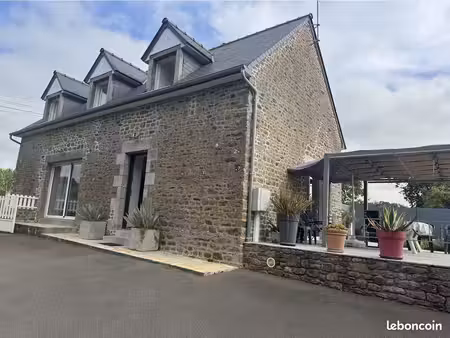 maison 8 pièces 174 m²