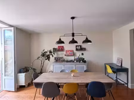 maison 140 m² – 3 chambres – jardin – charmes