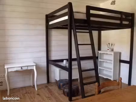location studio meublée