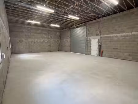 à louer atelier-entrepôt