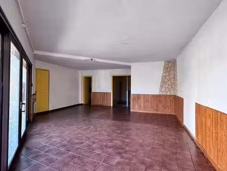 local d'activité 70m2