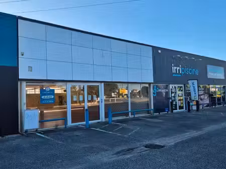 local commercial axe n: 01 zone commerciale leclerc st jean du falga
