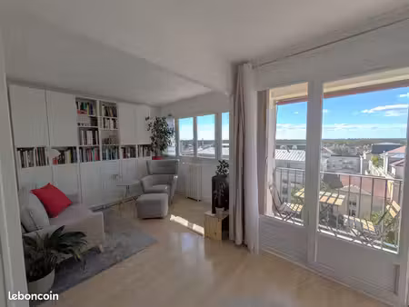 à louer : agréable appartement meublé 2 pièces – 51 m² – vincennes – 1 600 cc