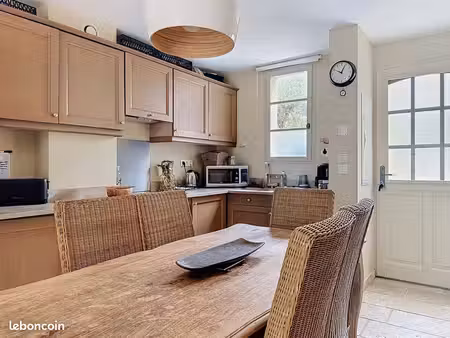 maison 2 chambres avec terrasse et jardin
