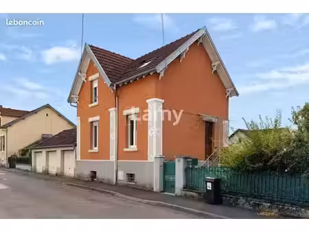 maison de ville 4 pièces 75 m²