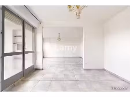 appartement 5 pièces 93 m²