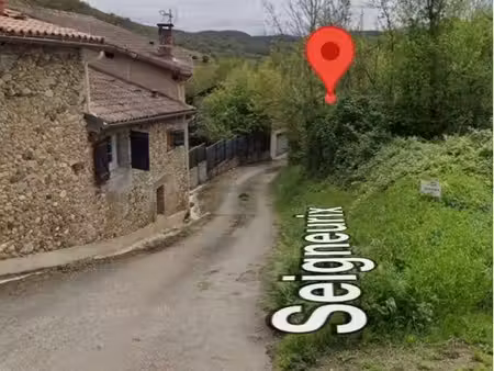 à vendre terrain 1440 m2.lieu-dit seigneurix - ventenac (ariège)
