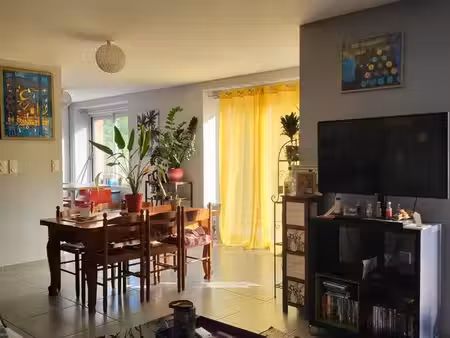 location appartement t4 marcillac vallon terrasse  garage  cave