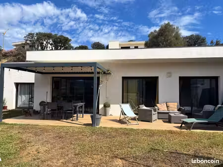 villa 4 chambres