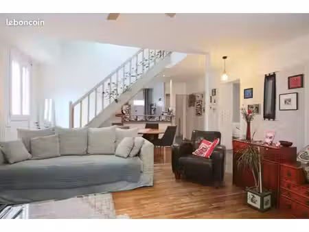 maison 6 pièces 142 m²
