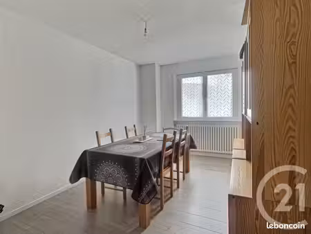appartement 4 pièces 100 m²