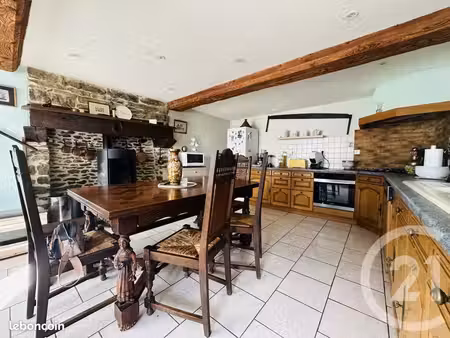 maison 6 pièces 134 m²