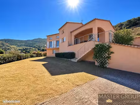 villa d’exception avec vue panoramique mer – villanova