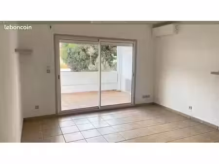 appartement - 1 pièce (27 m2) + terrasse