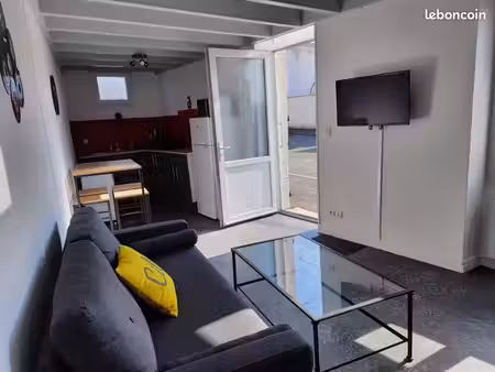 maison de ville de 42 m2 entièrement meublée quartier du champ de foire