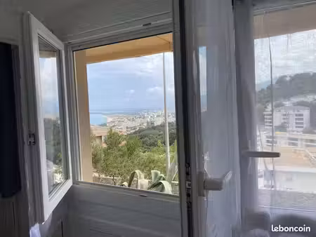 studio hauteur bastia libre début oct