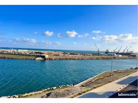 appart 6 places magnifique vue port ?
