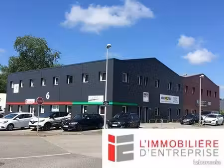 bureaux 83 m²