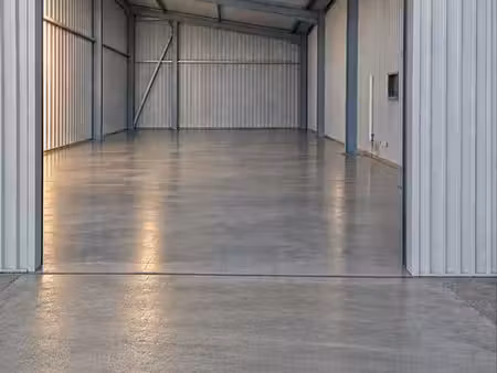 hangar neuf 160 m2