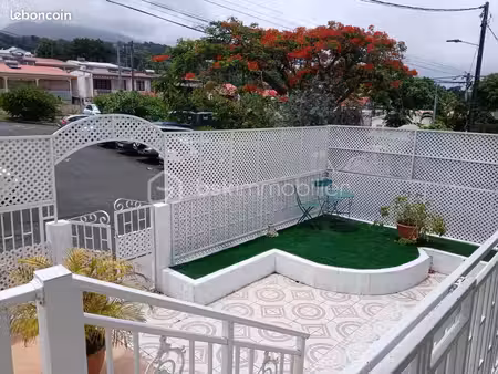 villa 4 pièces 67 m²