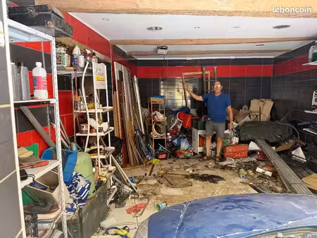 vend local commercial de 22m° a lla seyne sur mer
