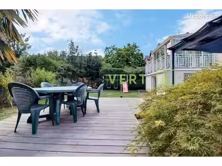 maison 6 pièces 145 m²