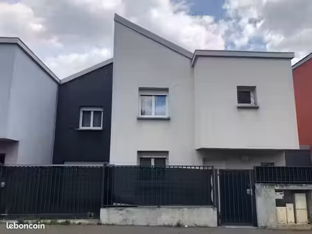 maison familiale 6 pièces – 103 m² – jardin – terrasse – garage
