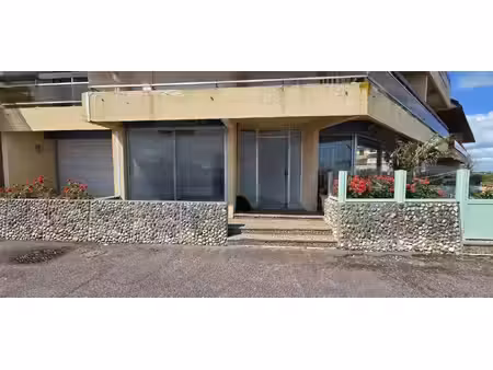 local commercial à vendre
