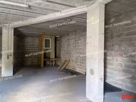 entrepôt à vendre