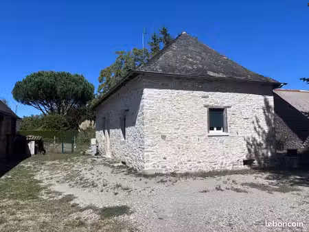 maison en pierres entièrement rénovée 110 m²