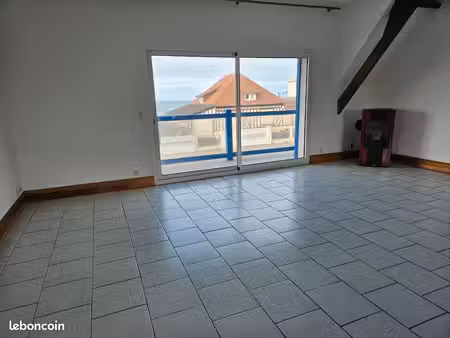 duplex   50m mer   trés belle vue mer  grand balcon