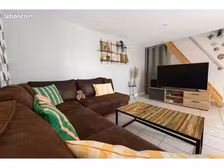 maison de ville 6 pièces 82 m²