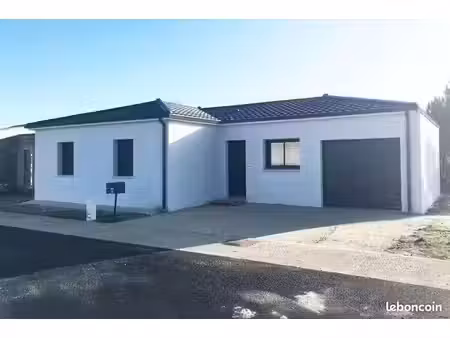 projet de construction d'une maison 70 m² avec terrain à saint-laurent-de-cognac (16)