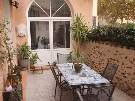particulier louet4 avec grande terrasse à pierrefeu