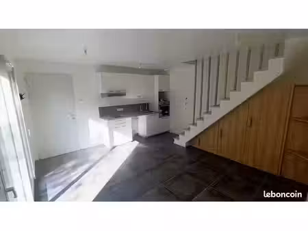 location appartement t2 en duplex avec jardin