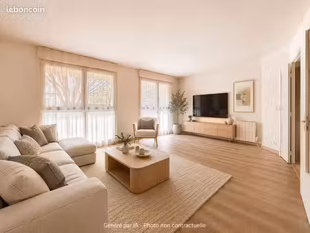 local 51 m² noisy le grand