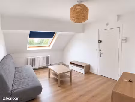 studio meublé vierzon  tout compris (électricité  chauffage  eau...)